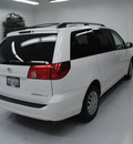 toyota sienna 2010 white van le 7 passenger gasoline 6 cylinders front wheel drive automatic 91731