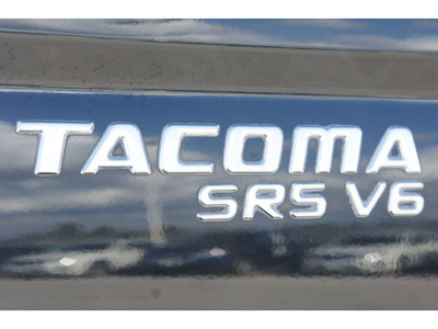 toyota tacoma 2001 black v6 gasoline 6 cylinders dohc 4 wheel drive automatic 77388