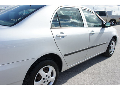 toyota corolla 2005 silver sedan ce gasoline 4 cylinders front wheel drive automatic 77388