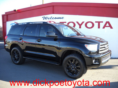 toyota sequoia 2010 black suv limited gasoline 8 cylinders 4 wheel drive automatic 79925