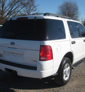 ford explorer 2005 white suv xlt gasoline 6 cylinders 4 wheel drive automatic with overdrive 62863