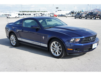ford mustang 2010 dk  blue coupe v6 premium gasoline 6 cylinders rear wheel drive automatic 77388