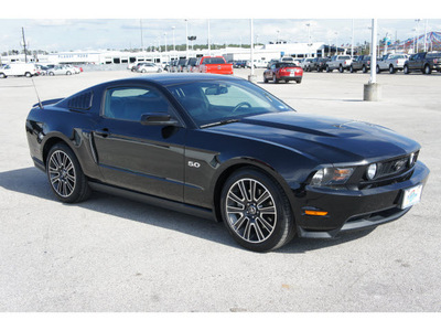 ford mustang 2011 black coupe gt premium gasoline 8 cylinders rear wheel drive automatic 77388