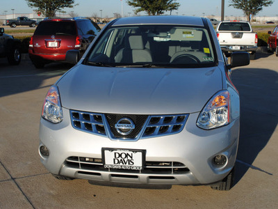 nissan rogue 2011 silver s gasoline 4 cylinders front wheel drive automatic 76018