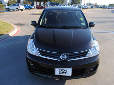 nissan versa 2011 black hatchback 1 8 s gasoline 4 cylinders front wheel drive automatic 76018