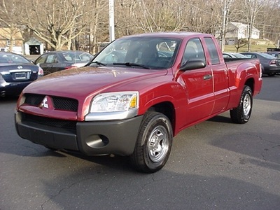 mitsubishi raider 2008 red pickup truck ls gasoline 6 cylinders 2 wheel drive manual 06019