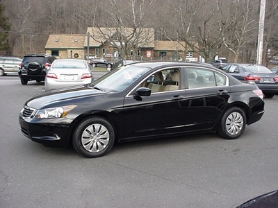 honda accord 2009 black sedan lx gasoline 4 cylinders front wheel drive automatic 06019