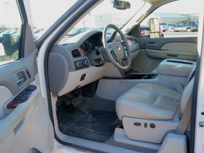 chevrolet silverado 2500hd 2008 white pickup truck ext ltz z71 4x4 diesel 8 cylinders 4 wheel drive automatic 55318