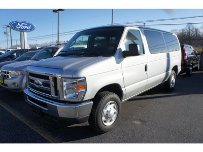 ford econoline wagon 2011 ingot silver van e 350 sd xlt flex fuel 8 cylinders rear wheel drive automatic with overdrive 07724