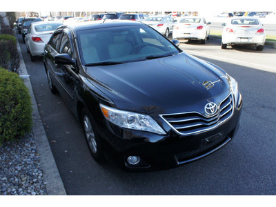 toyota camry 2011 black sedan xle gasoline 4 cylinders front wheel drive automatic with overdrive 08902