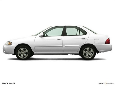 nissan sentra 2005 sedan gasoline 4 cylinders front wheel drive not specified 33021