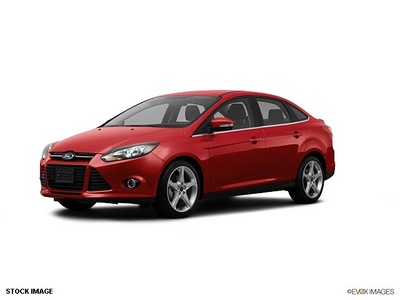 ford focus 2012 red sedan titanium gasoline 4 cylinders front wheel drive not specified 46168