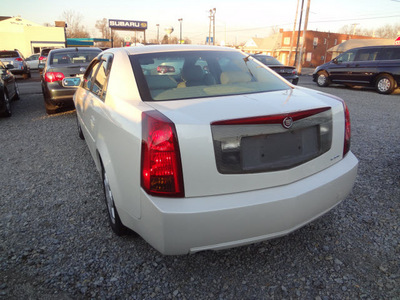 cadillac cts 2004 white sedan gasoline 6 cylinders rear wheel drive automatic 45324