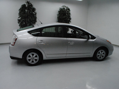 toyota prius 2008 silver hatchback hybrid 4 cylinders front wheel drive automatic 91731