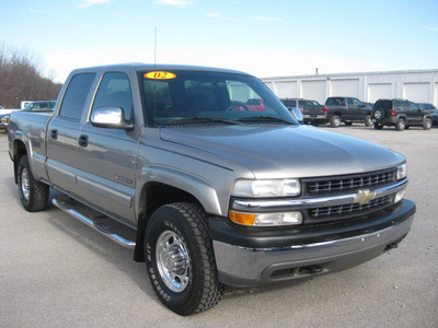 chevrolet silverado 1500hd 2002 lt  gray ls gasoline 8 cylinders 4 wheel drive automatic 62863