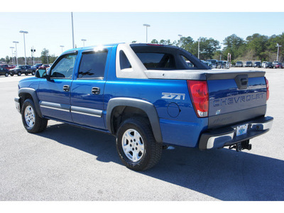 chevrolet avalanche 2004 dk  blue 1500 gasoline 8 cylinders 4 wheel drive 4 speed automatic 77388