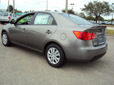 kia forte 2012 silver sedan ex gasoline 4 cylinders front wheel drive automatic 32901