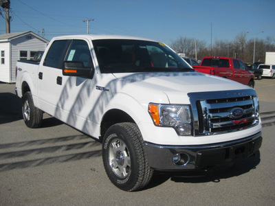 ford f 150 2012 white xlt flex fuel 8 cylinders 4 wheel drive 6 speed automatic 62863