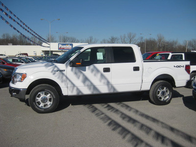 ford f 150 2012 white xlt flex fuel 8 cylinders 4 wheel drive 6 speed automatic 62863