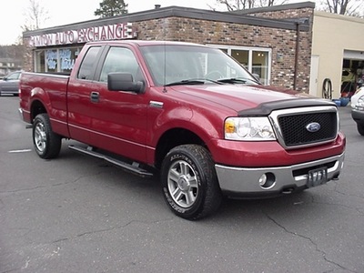 ford f 150 2007 red pickup truck xlt gasoline 8 cylinders 4 wheel drive automatic 06019