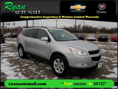 chevrolet traverse 2011 silver suv lt awd gasoline 6 cylinders all whee drive 6 speed automatic 55313