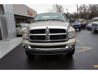 dodge ram pickup 2500 2004 tan slt diesel 6 cylinders 4 wheel drive automatic with overdrive 08844