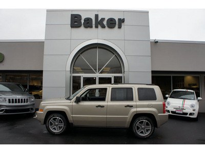 jeep patriot 2009 gray suv sport gasoline 4 cylinders 2 wheel drive automatic with overdrive 08844