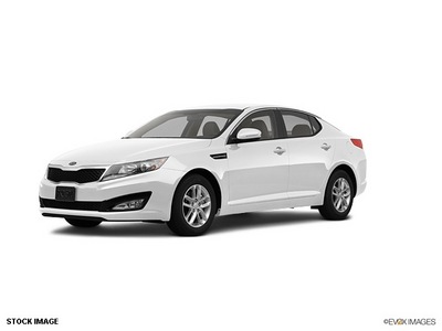 kia optima 2012 white sedan gasoline 4 cylinders front wheel drive not specified 44060