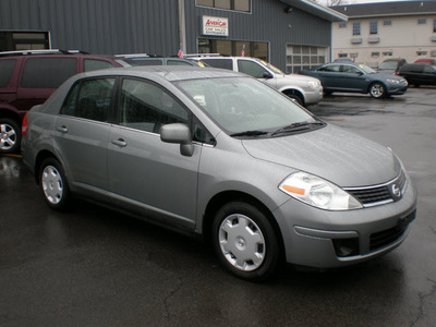 nissan versa 2008 gray sedan gasoline 4 cylinders front wheel drive automatic with overdrive 13212