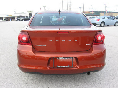 dodge avenger 2012 orange sedan sxt gasoline 4 cylinders front wheel drive automatic 45840
