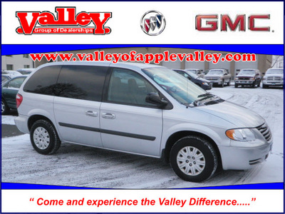 chrysler town and country 2005 silver van gasoline 6 cylinders front wheel drive automatic 55124