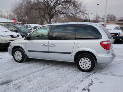 chrysler town and country 2005 silver van gasoline 6 cylinders front wheel drive automatic 55124