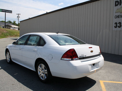 chevrolet impala 2011 white sedan lt flex fuel 6 cylinders front wheel drive automatic 27215