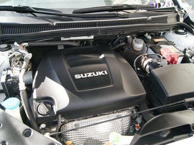 suzuki kizashi 2010 white water sedan se gasoline 4 cylinders all whee drive automatic 80905