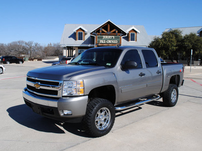 chevrolet silverado 1500 2007 gray lt 8 cylinders 4 wheel drive automatic 76087