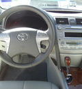 toyota camry 2011 white sedan xle gasoline 4 cylinders front wheel drive automatic 75503