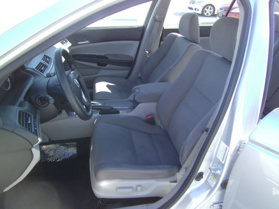 honda accord 2011 silver sedan lx p gasoline 4 cylinders front wheel drive automatic 75503