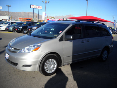 toyota sienna 2008 silver van gasoline 6 cylinders front wheel drive automatic 79925