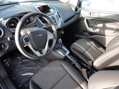 ford fiesta 2012 black sedan se gasoline 4 cylinders automatic with overdrive 60546