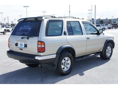 nissan pathfinder 1998 silver suv gasoline 6 cylinders rear wheel drive automatic 77388