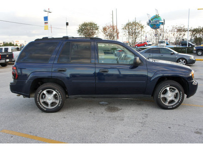 chevrolet trailblazer 2008 dk  blue suv ls gasoline 6 cylinders 4 wheel drive automatic 77388