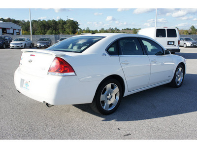 chevrolet impala 2006 white sedan ss gasoline 8 cylinders front wheel drive automatic 77388