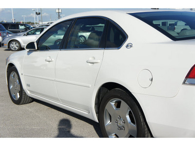 chevrolet impala 2006 white sedan ss gasoline 8 cylinders front wheel drive automatic 77388