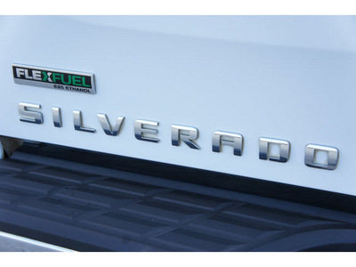 chevrolet silverado 1500 2010 white ls flex fuel 8 cylinders 4 wheel drive automatic 77388