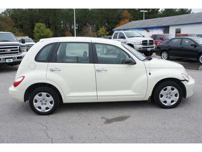 chrysler pt cruiser 2008 white wagon gasoline 4 cylinders front wheel drive automatic 77388