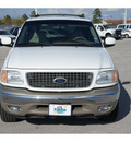 ford expedition 2002 white suv eddie bauer gasoline 8 cylinders rear wheel drive automatic 77388