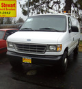 ford econoline e 250 1996 white van gasoline 6 cylinders rear wheel drive automatic 43560