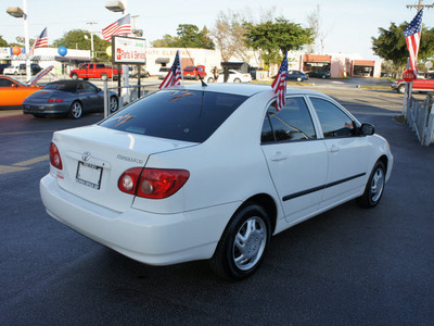 toyota corolla 2005 white sedan ce gasoline 4 cylinders front wheel drive automatic 33021