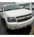 chevrolet avalanche 2008 white suv ltz flex fuel 8 cylinders 4 wheel drive automatic with overdrive 08902