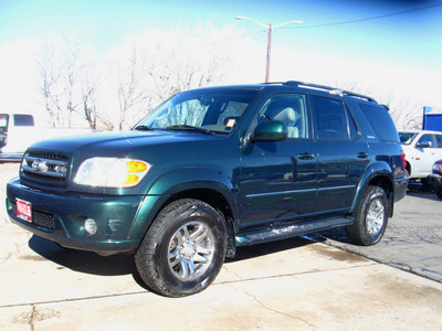 toyota sequoia 2004 green suv limited gasoline 8 cylinders 4 wheel drive automatic 80301
